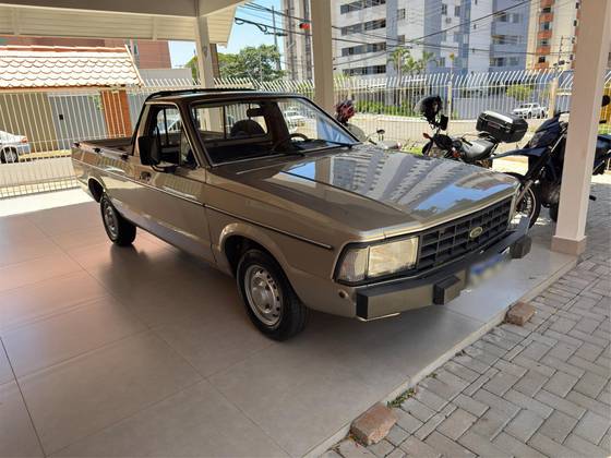 FORD PAMPA 1.6 JEEP L 4X4 CS ÁLCOOL 2P MANUAL